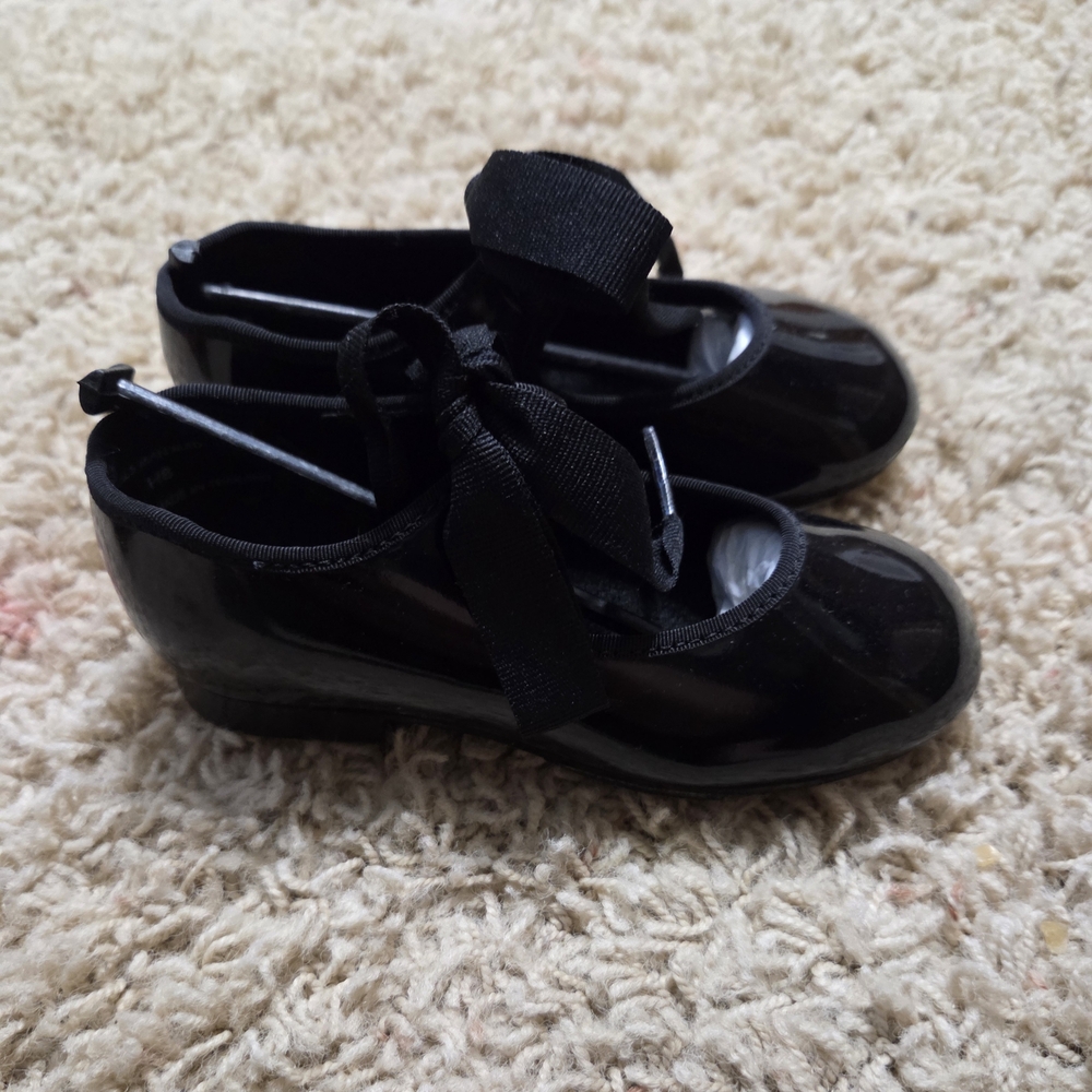 Toddler NEW Capezio Tap Dance Shoes with Bow